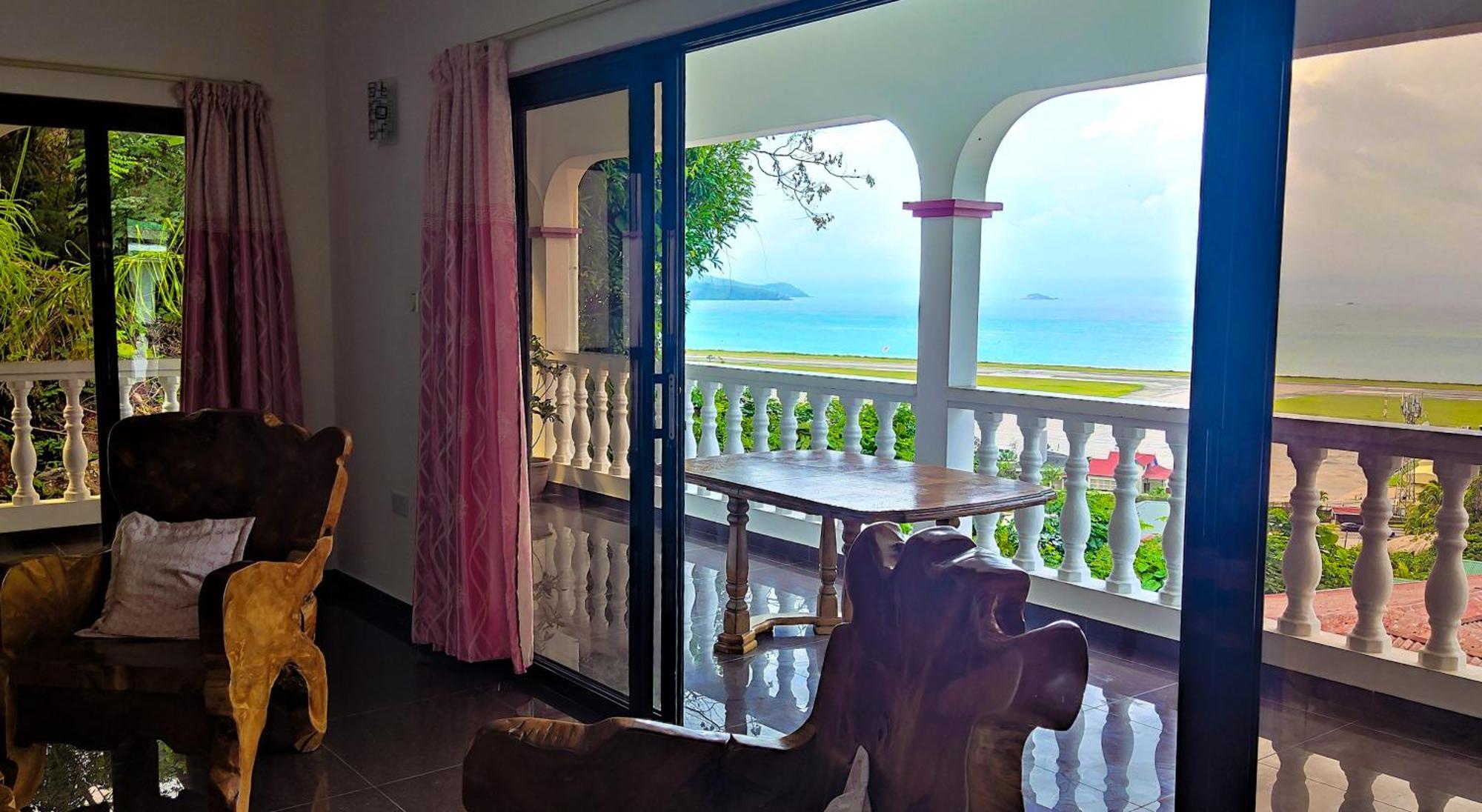 Villea Frangipani Pointe La Rue Εξωτερικό φωτογραφία