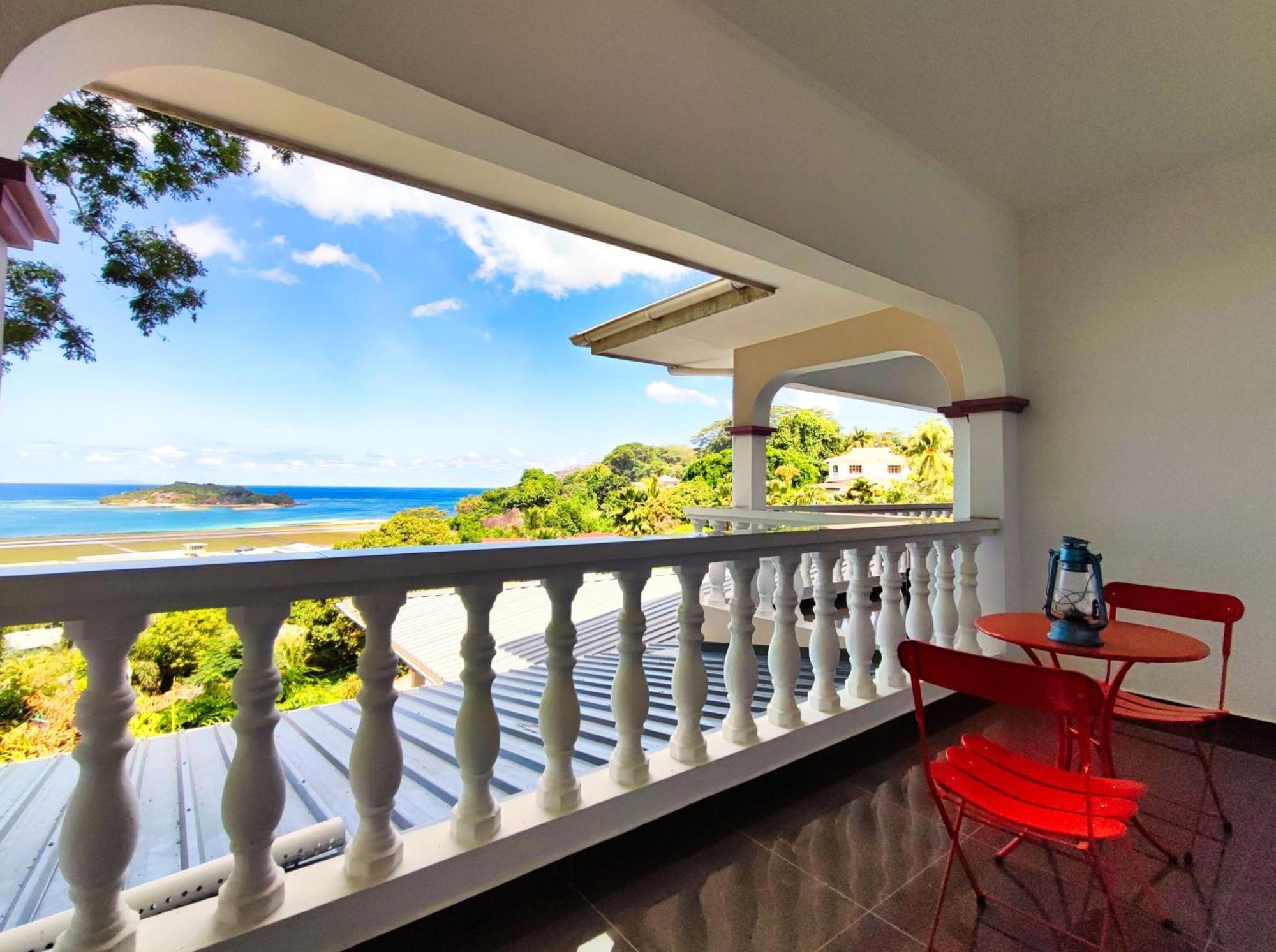 Villea Frangipani Pointe La Rue Εξωτερικό φωτογραφία