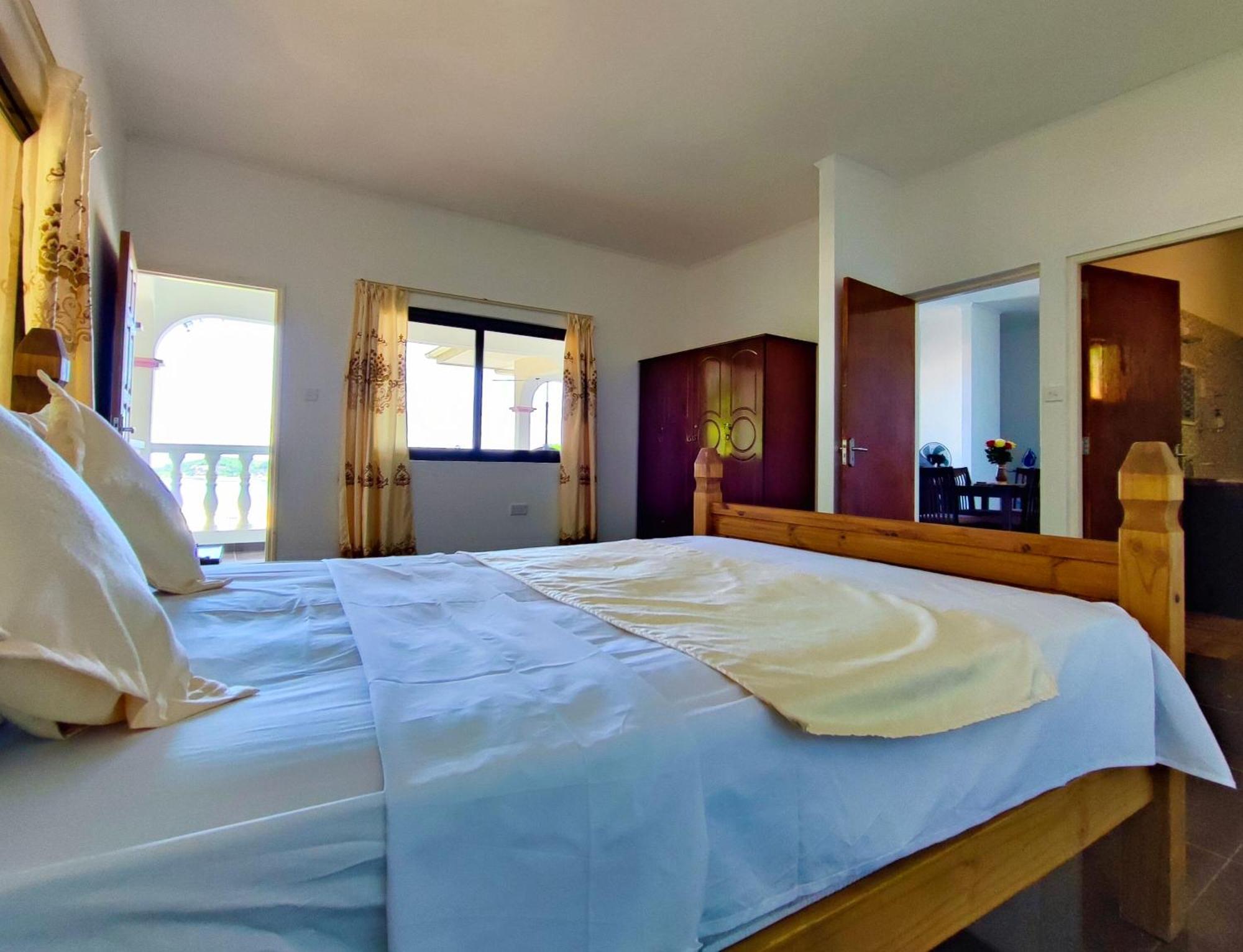 Villea Frangipani Pointe La Rue Εξωτερικό φωτογραφία