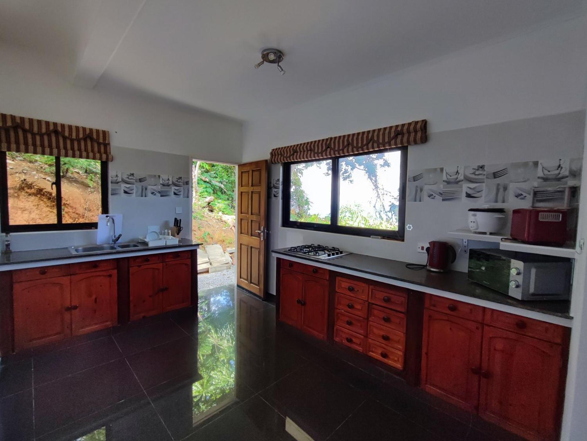 Villea Frangipani Pointe La Rue Εξωτερικό φωτογραφία